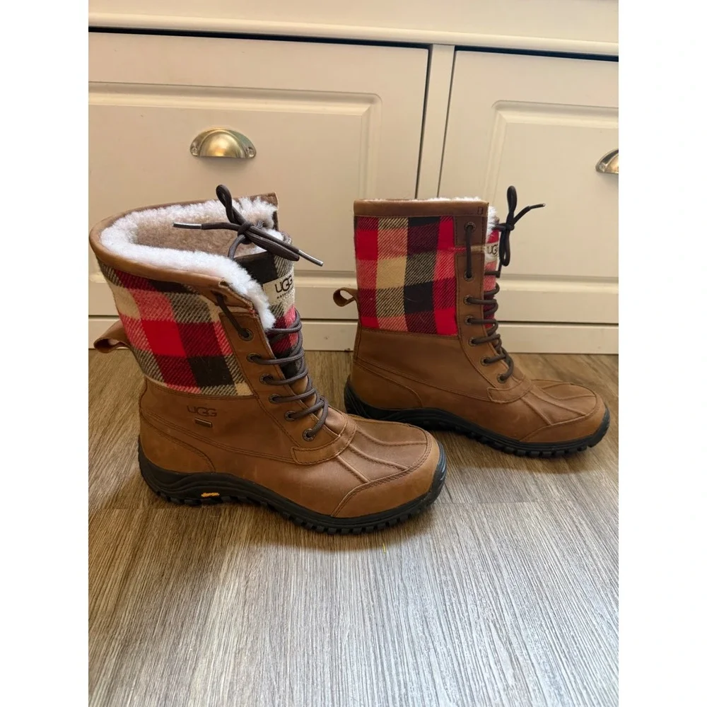 Ugg Adirondack II Boots Plaid Sherpa Lined Waterproof | Brown | Womens Size 10